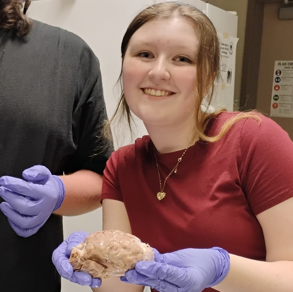 Meet your Posher, Eloise